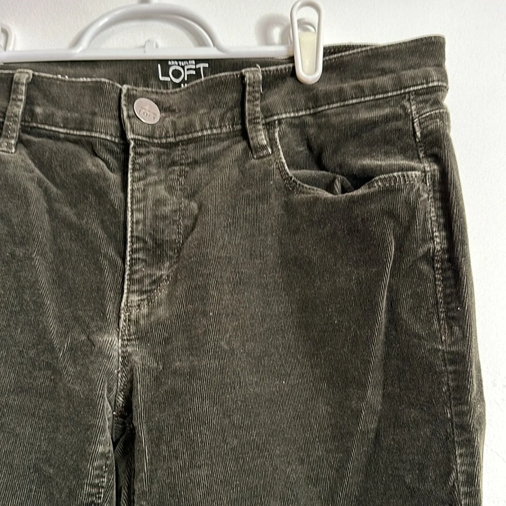 Ann Taylor Loft. Skinny stretchy corduroy. - Picture 2 of 5
